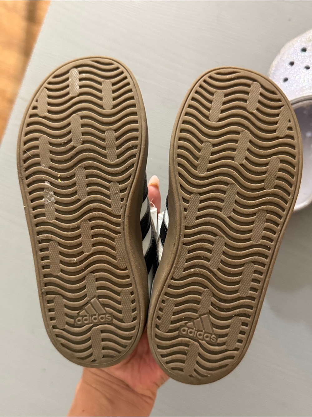 Kids adidas samba and crocs size 9 - Picture 4 of 5